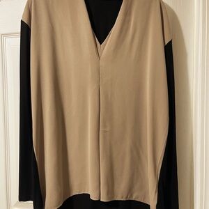 Lisa Rinna Collection V-Neck Blouse in Tan and Black